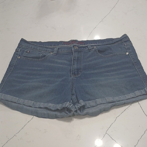 Women's Blue Denim Shorts - Picture 1 of 13